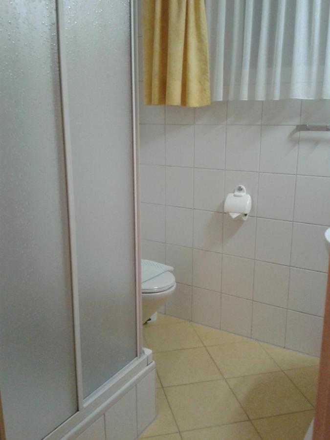 ザーファウスApart Ramonaアパートメント 部屋 写真